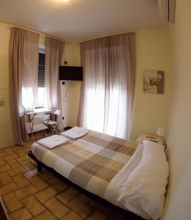 Hotel Fidene Rome Bagian luar foto