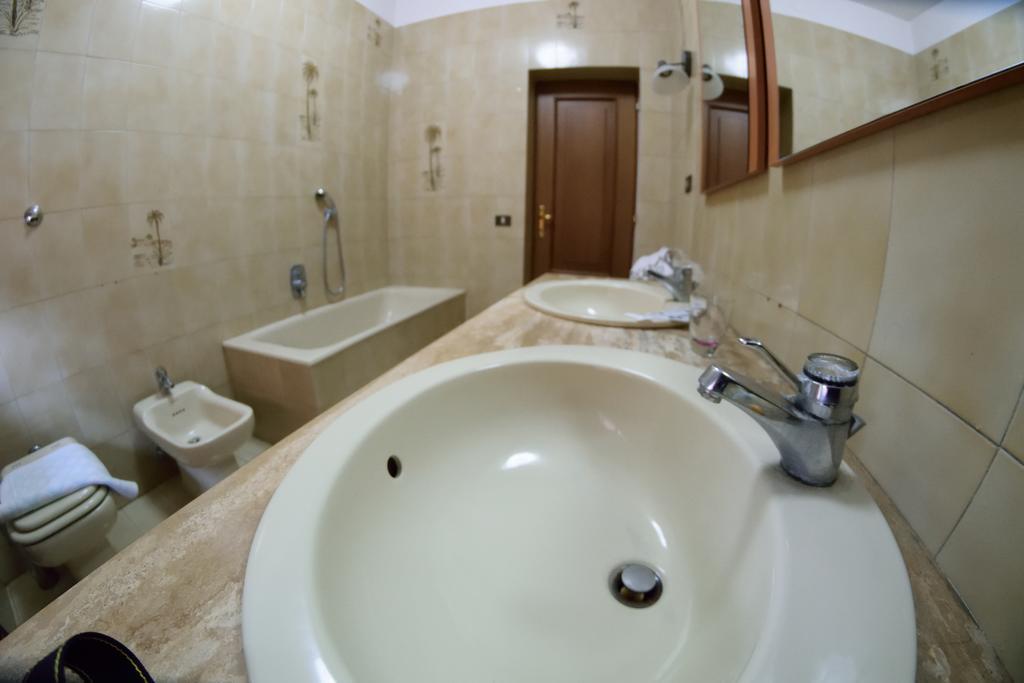 Hotel Fidene Rome Bagian luar foto