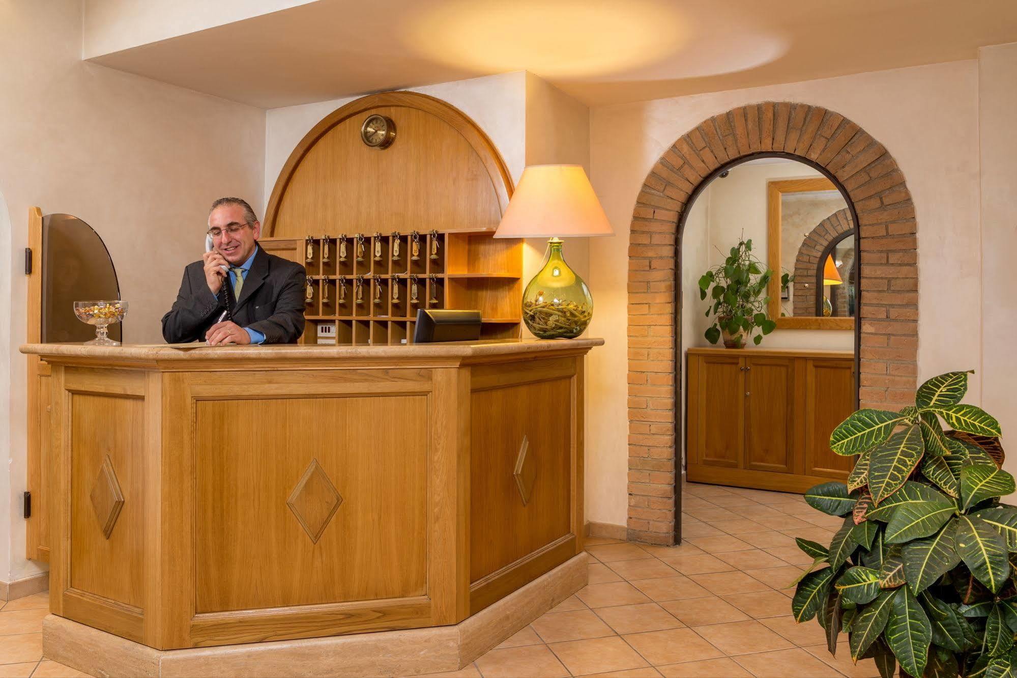 Hotel Fidene Rome Bagian luar foto